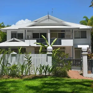 Seascape Holidays - Tropic Sands Aparthotel